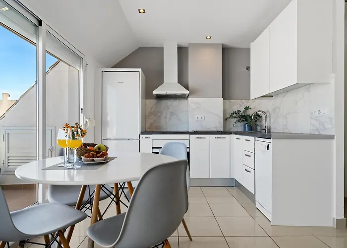 Appartement Sur Atico Center